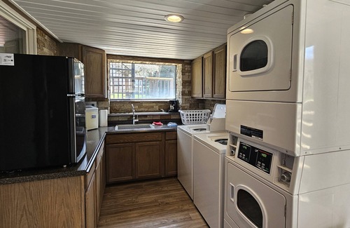 Confluence Apartment | Shoreline Estates - Glamping B