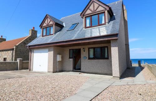 Rosehearty House | Shoreline House