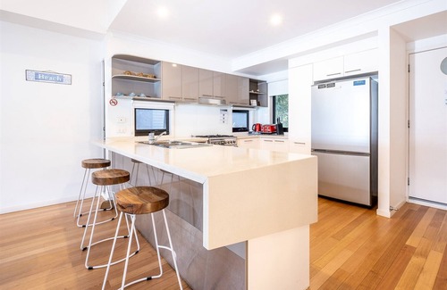 Hamilton Island Apartment | Shorelines 28 Premium