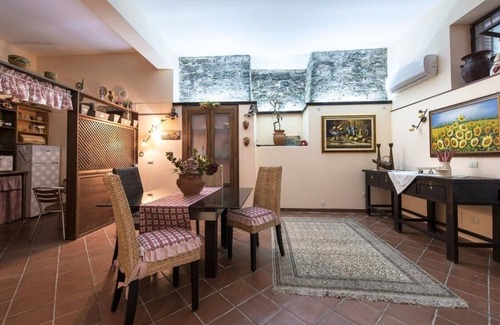 Nicolosi House | Short accommodation "Sandra's house"