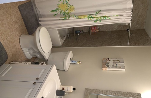 Northwest Pensacola House | Short distance from white sanded Pensacola beach