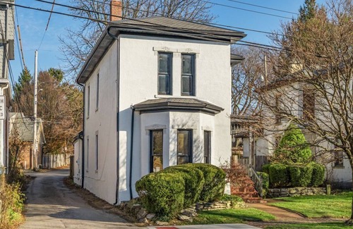 Italian Village House | Short North Clubhouse w/Hot Tub! Free Parking!