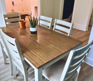 Victorian Village House | Short North Convention King Bed Free Parking!