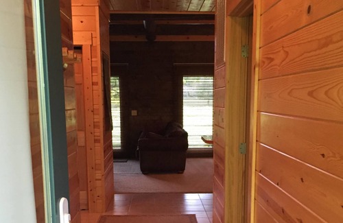 Garrison Cabin | Short Putt Cabin is a Beautiful Log Cabin on Scenic Northwood Hills Golf Course