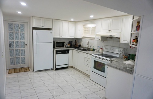 York University Heights House | Short Term Rental near York University (Keel & Finch ave)