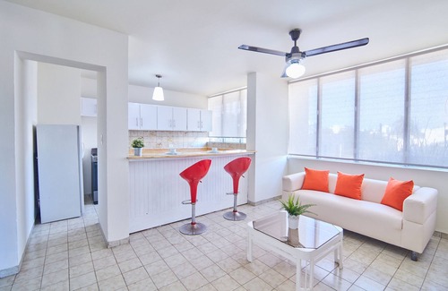 Ensanche Independencia House | Short Term Studio Apartment in Gascue, Central Zone of the City