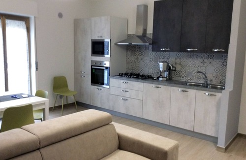 Brolo Apartment | Short vacations in Brolo