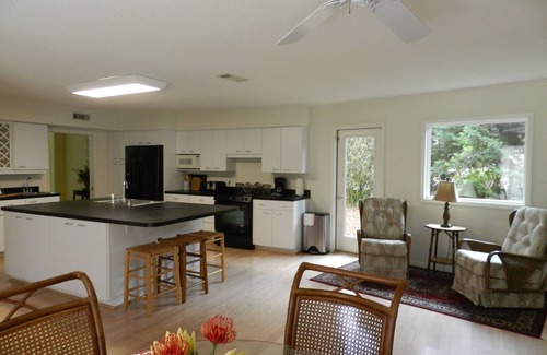 Oceanside House | Short walk to beach, pool in full sun, golf view, bright open home, Pet Friendly