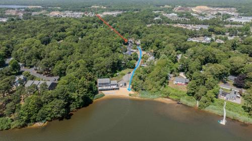 Dennis Port House | Short Walk to Swan Pond Hot Tub