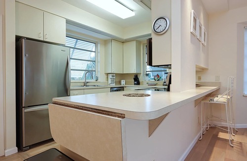 Sanibel House | Short Walk to The Beach! Anhinga House at Sea Oats
