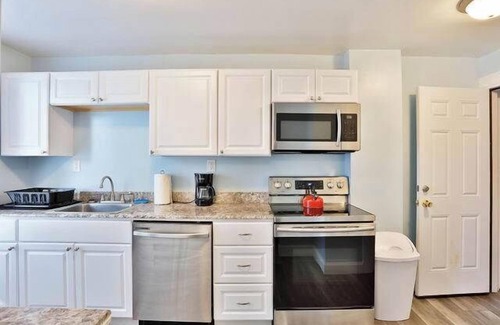 Oneonta Apartment | Shortstop Apt 2 - All Star Baseball Rentals