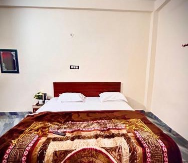 Ayodhya House | Shraddha Guest House Luxury Stay in Ayodhya