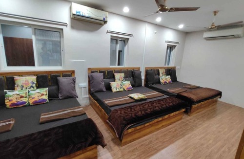 Ujjain House | Shree Kedarnath Homestay in Ujjain