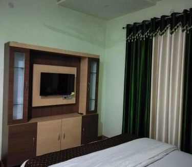 Sarnath House | Shree Nanda Paying Guest House