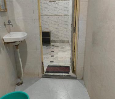Vrindavan House | Shree radha yatri niwas