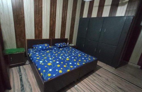 Mayapur Apartment | Shri Devbhoomi homestay