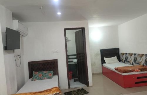 Vrindavan House | shri ji guest house