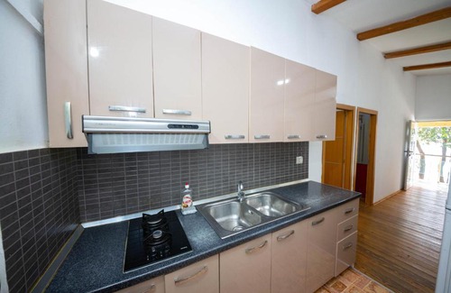 Radhime House | Shtepi Pushimi Bardhi