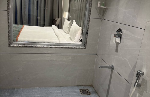 Thane Hotel | Shubham Comforts