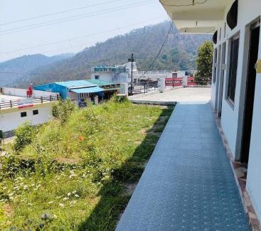 Kausani House | Shubham Home Stay