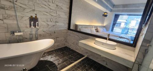 Yuchi Hotel | Shuian Lakeside Hotel II