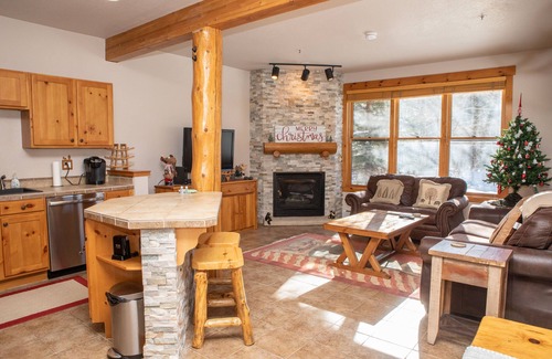 Keystone Condo | Shuttle to Slopes, Private Entrance, Hot Tub Access, Private Patio with Grill