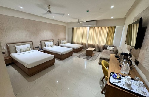 Gandhinagar Hotel | Siara Styles Amba Suites