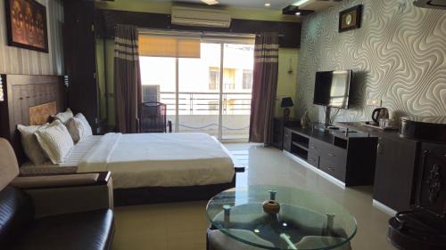 Kolkata Apartment | Siddha Xanadu Studio