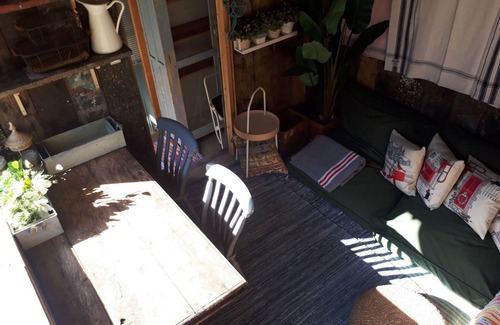 Isumi RV Rental | Side house with breakfast private bathroom and /Isumi City Chiba