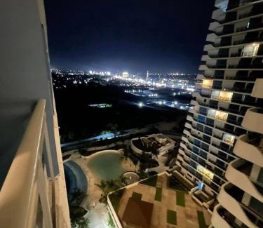 Bacolor Apartment | Side Wall Condo