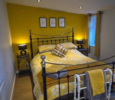 Ystradgynlais Apartment | Sied Yr Ardd