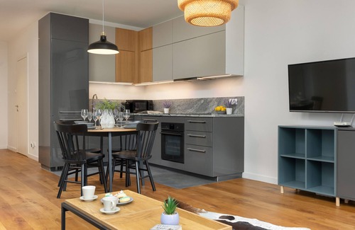 Wola Apartment | Siedmiogrodzka 1 | Wifi, 1 Bedroom, Balcony, Warsaw
