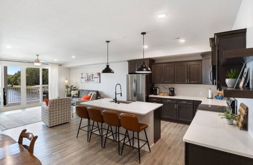 Camdenton Condo | Sierra Bay Sweet Retreat - Two Pools & More!