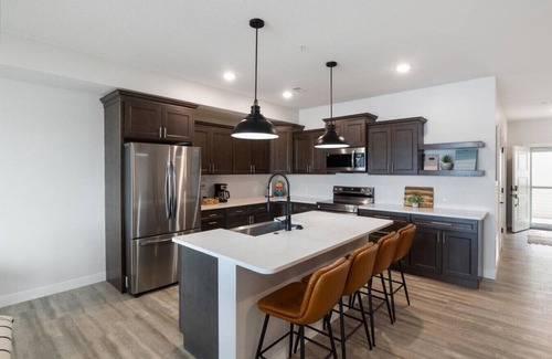 Camdenton Condo | Sierra Bay Sweet Retreat - Two Pools & More!