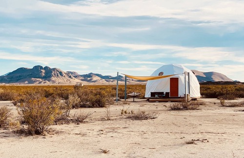 Terlingua RV Rental | Sierra Dome Escape