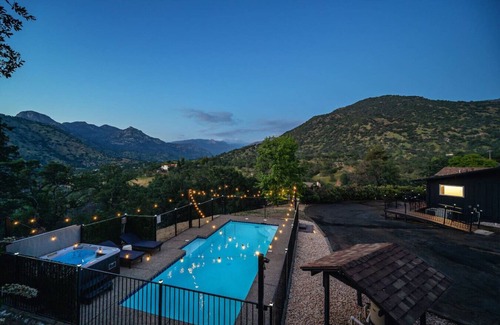 Three Rivers House | Sierra Skyline - R&R in Your Scenic Sequoia Haven