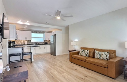Siesta Key House | Siesta Heron Suites & Villas