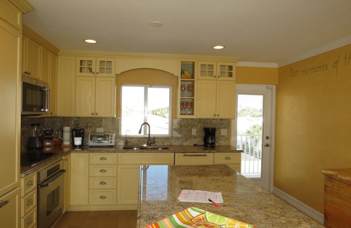 Siesta Key Condo | Siesta Key, beach front condo on America's #1 Beach! 2 BR, 2 Bath, Sleeps 6