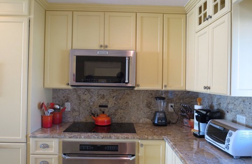 Siesta Key Condo | Siesta Key, beach front condo on America's #1 Beach! 2 BR, 2 Bath, Sleeps 6