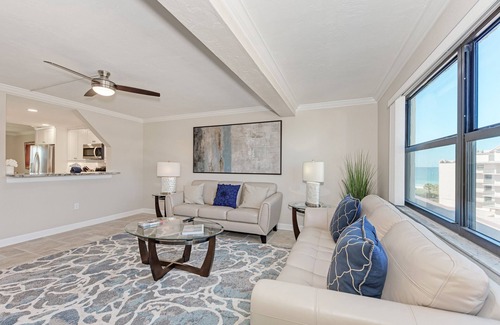 Siesta Key Condo | Siesta Key,Crescent Beach, 2bd-2bth,nSleeps 6, #1 Beach, Great Location!