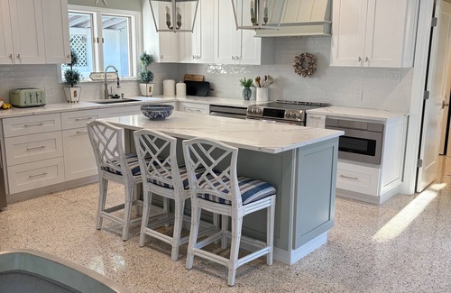 Siesta Key House | Siesta Key Private Lakefront Oasis. Beautiful 3 Bdrm Home with Heated Pool.