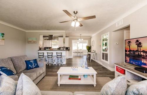 Sarasota House | Siesta Key Private Retreat -Screened Pool Haven