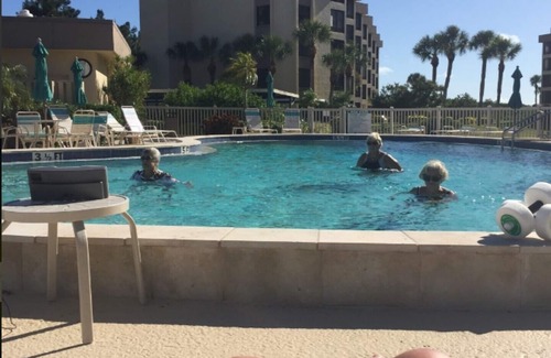 Siesta Key Condo | Siesta Key Secluded Resort Private beach 2 Pools Tennis Pickleball