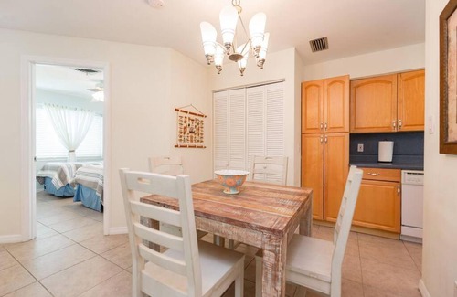 Siesta Key Villa | Siesta Villa Coralline - Charming Beach Villa on Siesta Key