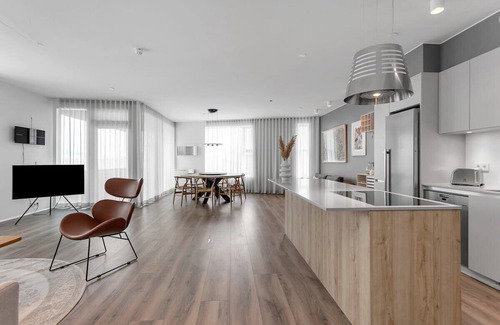 Hliðar Apartment | SIF Apartments - 2 Superior Bedrooms - 2 bathrooms