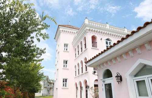 Yuanshan Bed & Breakfast | Sigma Castle