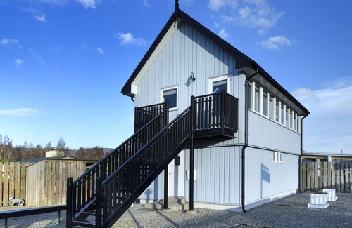 Newtonmore Cottage | SIGNAL BOX, character holiday cottage, with open fire in Newtonmore