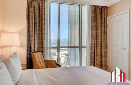 Las Vegas House | Signature 2Br3Ba balcony combo units 16-702 and 04