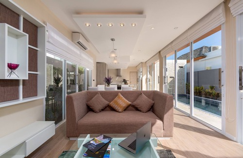 Rawai Villa | Signature Villas by TropicLook
