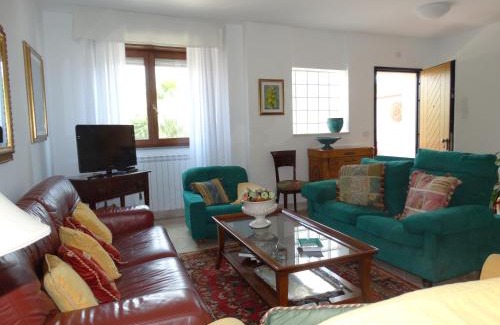 Fertilia House | Silenzi Holiday Home